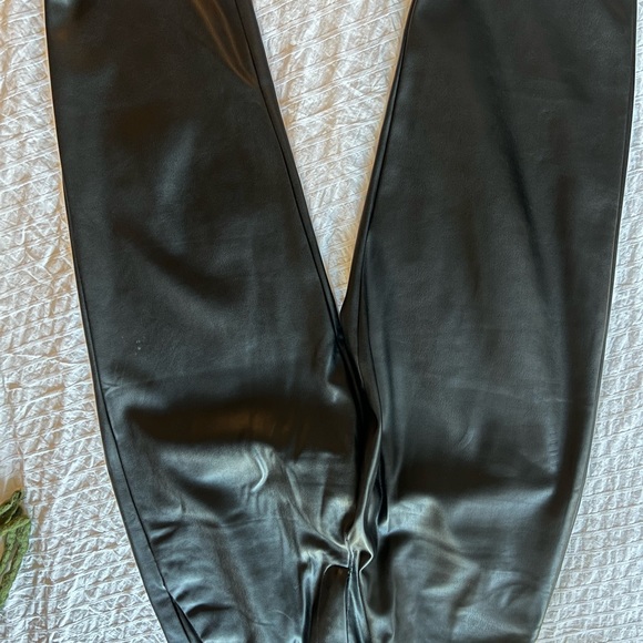 zara baggy leather pants - Picture 3 of 4